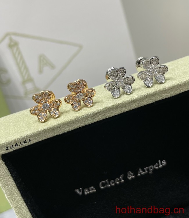 Van Cleef & Arpels Earrings CE13676