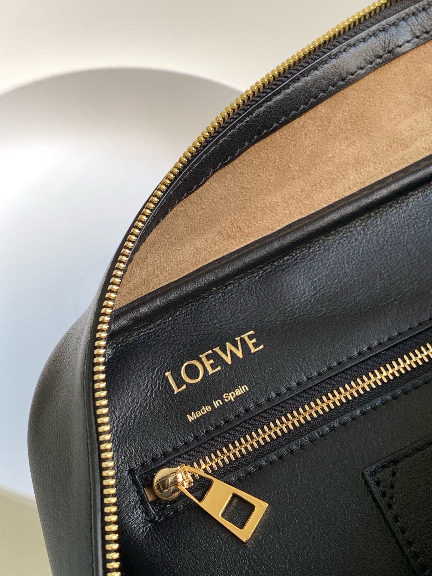 Loewe Original Leather tote A652388 black