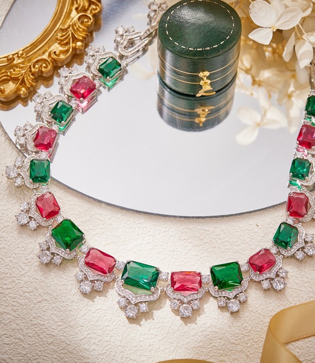 BVLGARI NECKLACE &Earrings CE13721
