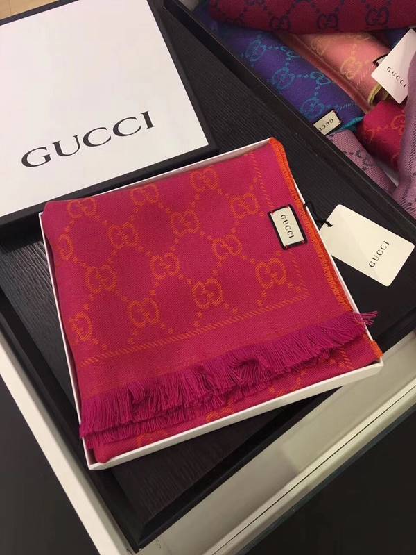 Gucci Scarf GUC00328