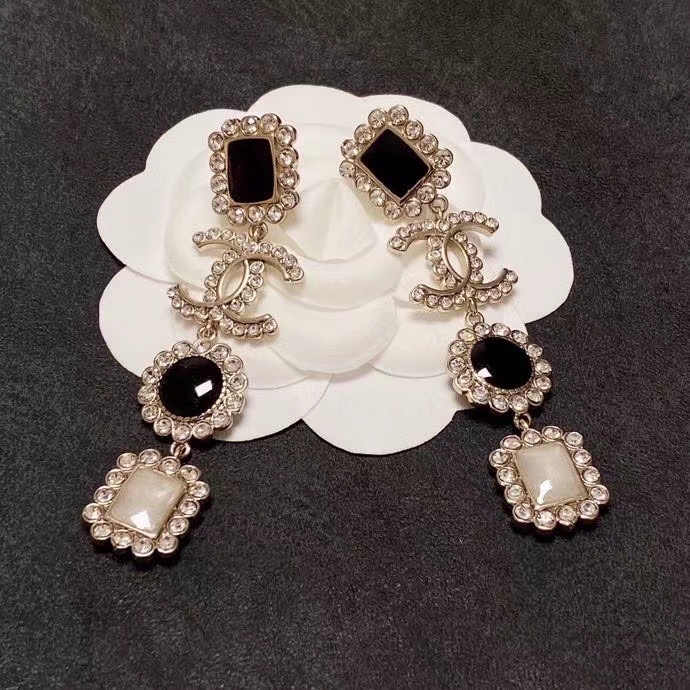 Chanel Earrings CE13860