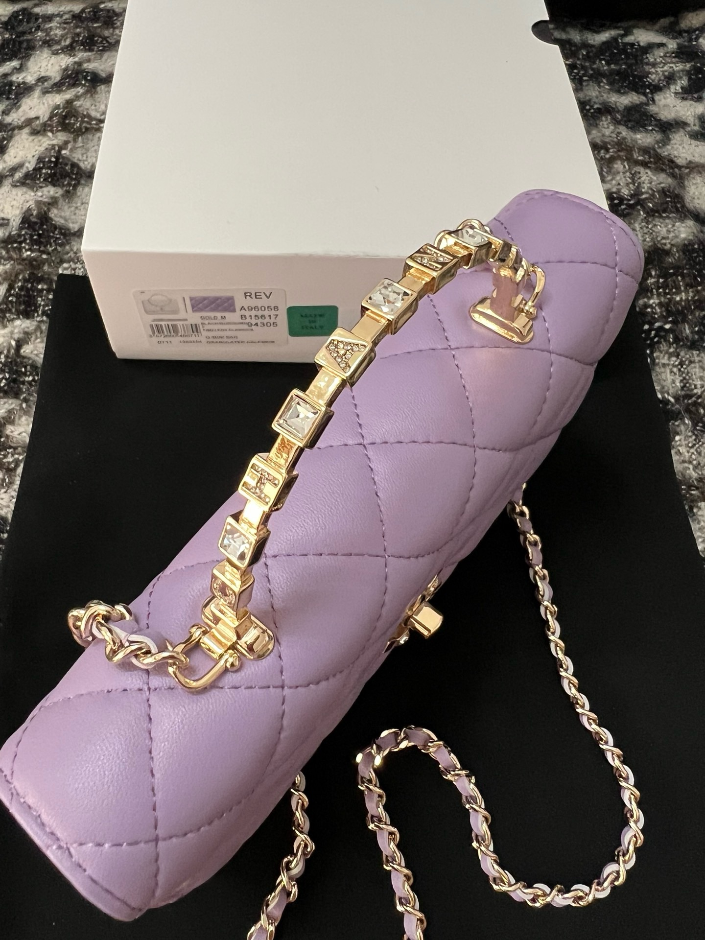 CHANEL FLAP PHONE HOLDER WITH CHAIN AB3566 Light purple