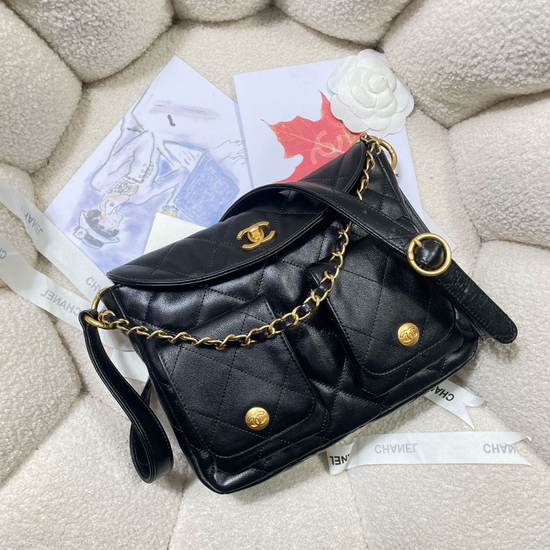 CHANEL MESSENGER BAG AS4743 black