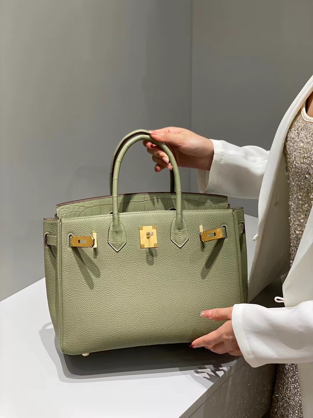 Hermes Birkin Bag Original Leather crocodile togo HBK2530 light green