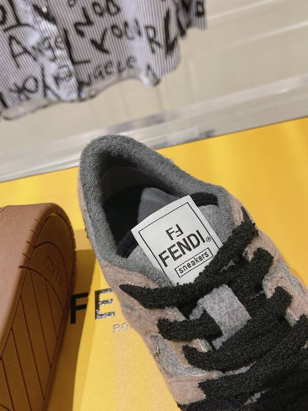 Fendi Shoes FDS00109
