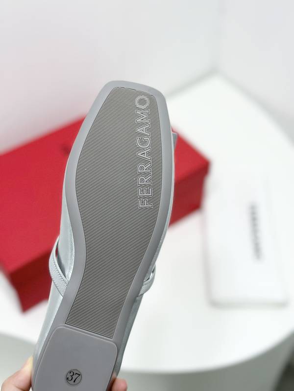 Ferragamo Shoes FMS00081