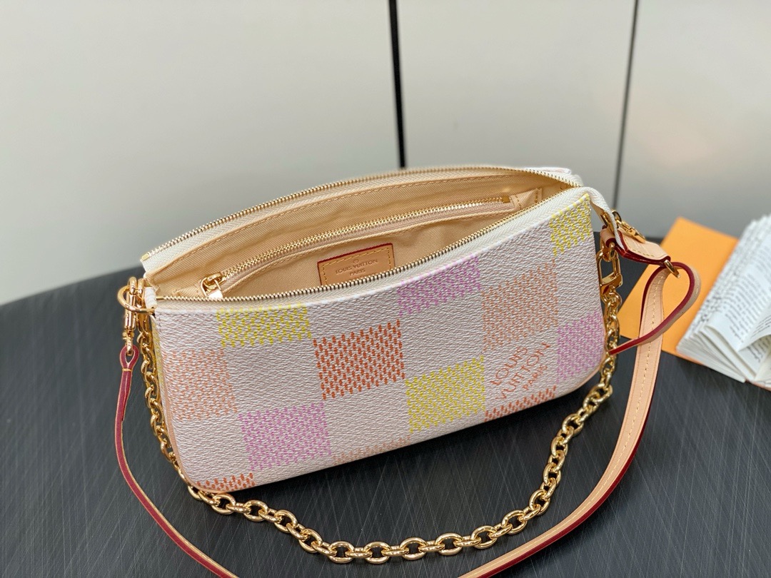 Louis Vuitton Pochette Accessoires N40642 Peach Pink