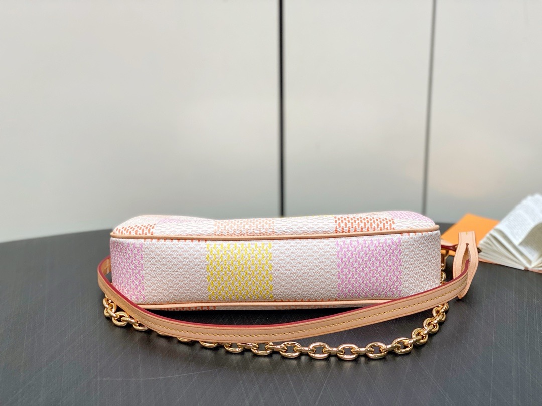 Louis Vuitton Pochette Accessoires N40642 Peach Pink