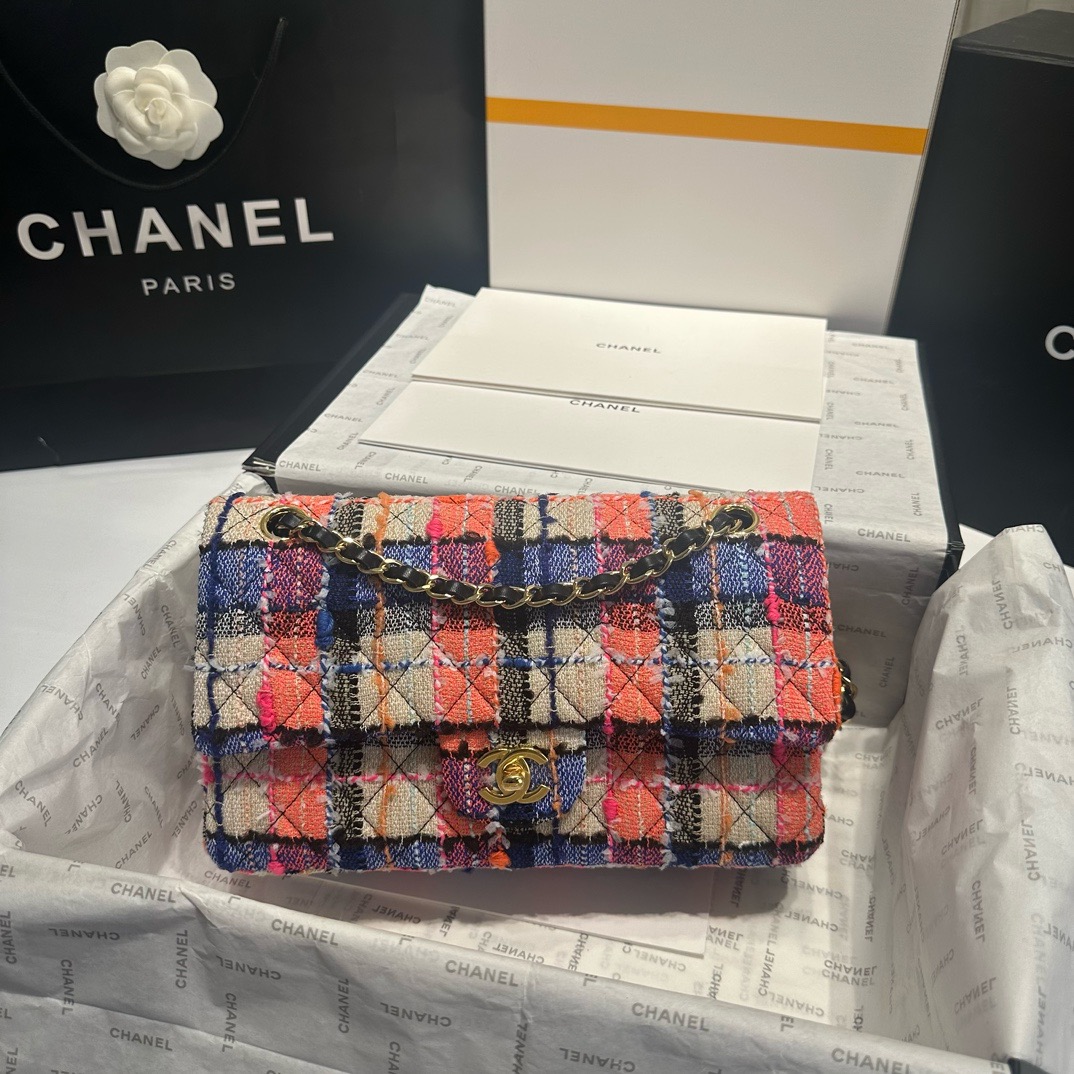 CHANEL CLASSIC 11.12 HANDBAG A01112 Multicolor