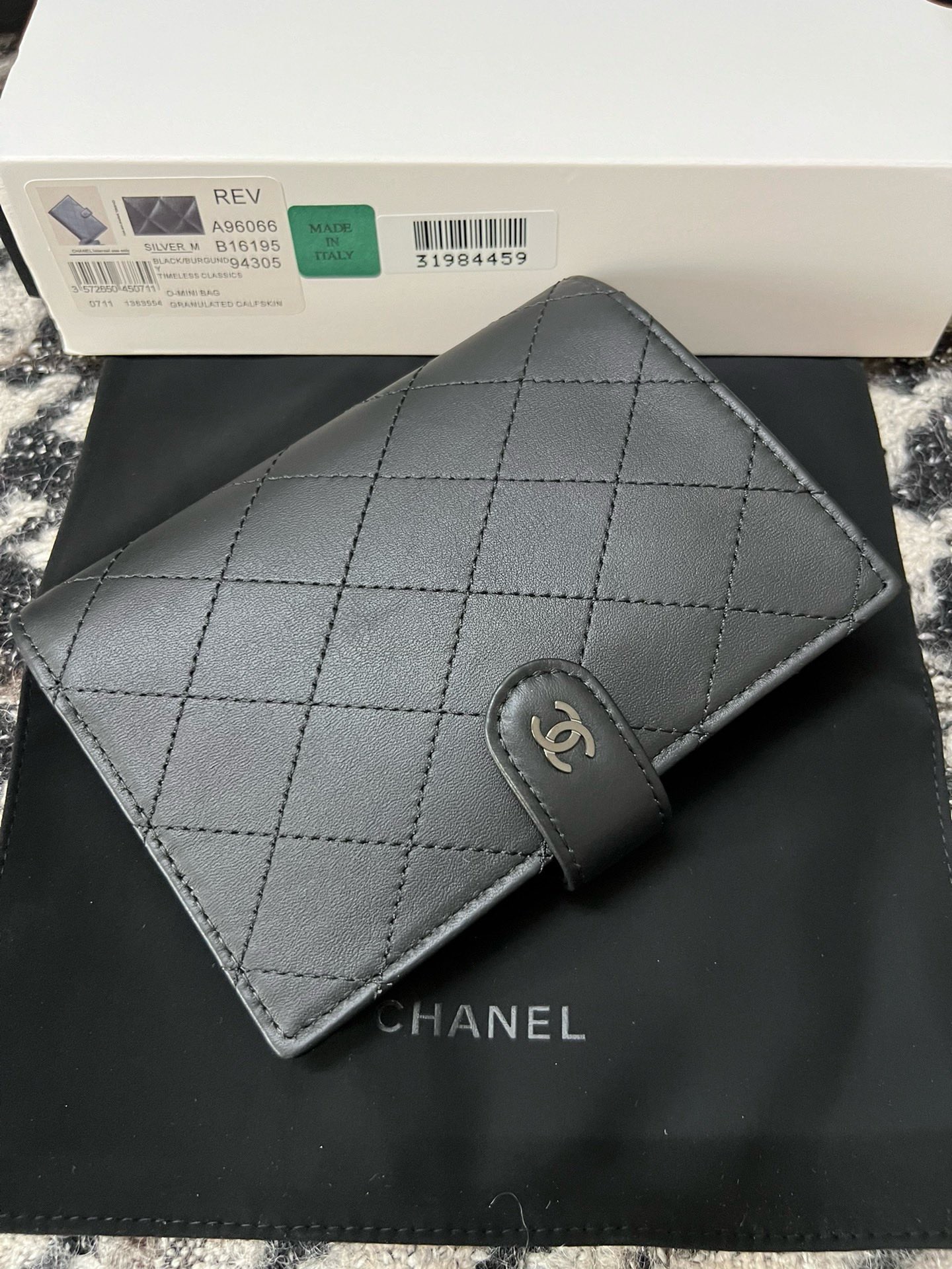 CHANEL Passport Holder 3698 black