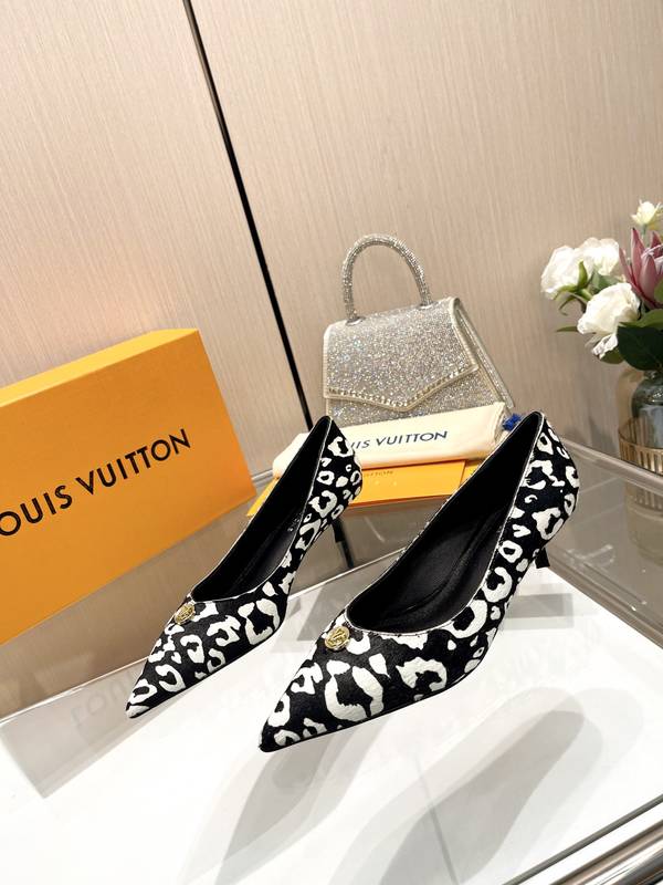 Louis Vuitton Shoes LVS00721 Heel 4CM