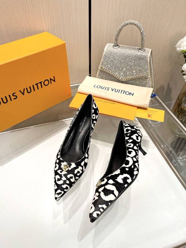 Louis Vuitton Shoes LVS00721 Heel 4CM