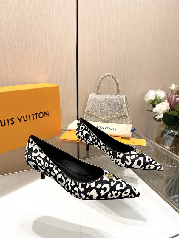 Louis Vuitton Shoes LVS00721 Heel 4CM