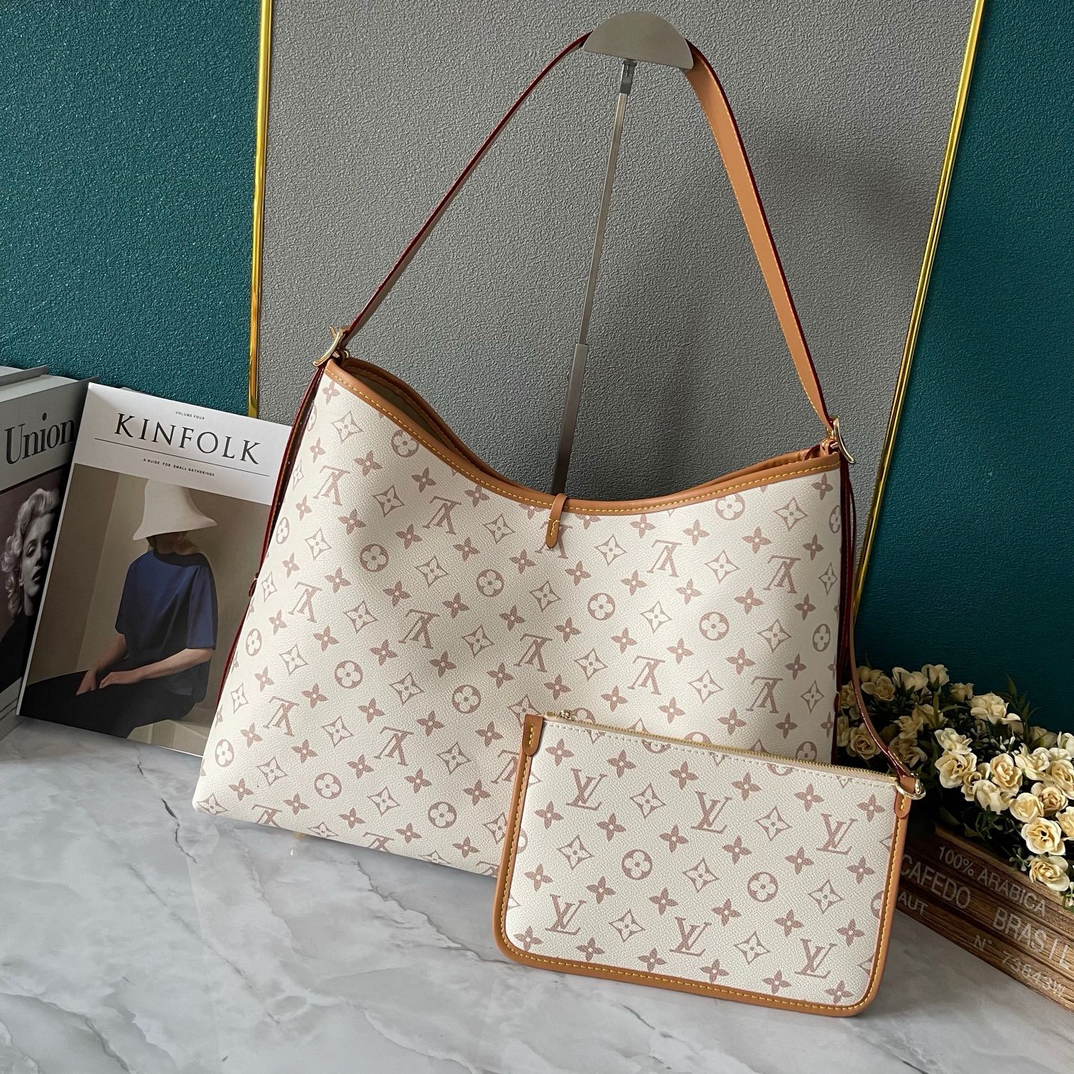 Louis vuitton CarryAll MM M46197 white