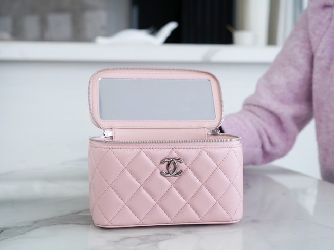 CHANEL 23K CLUTCH WITH CHAIN AP3768 pink