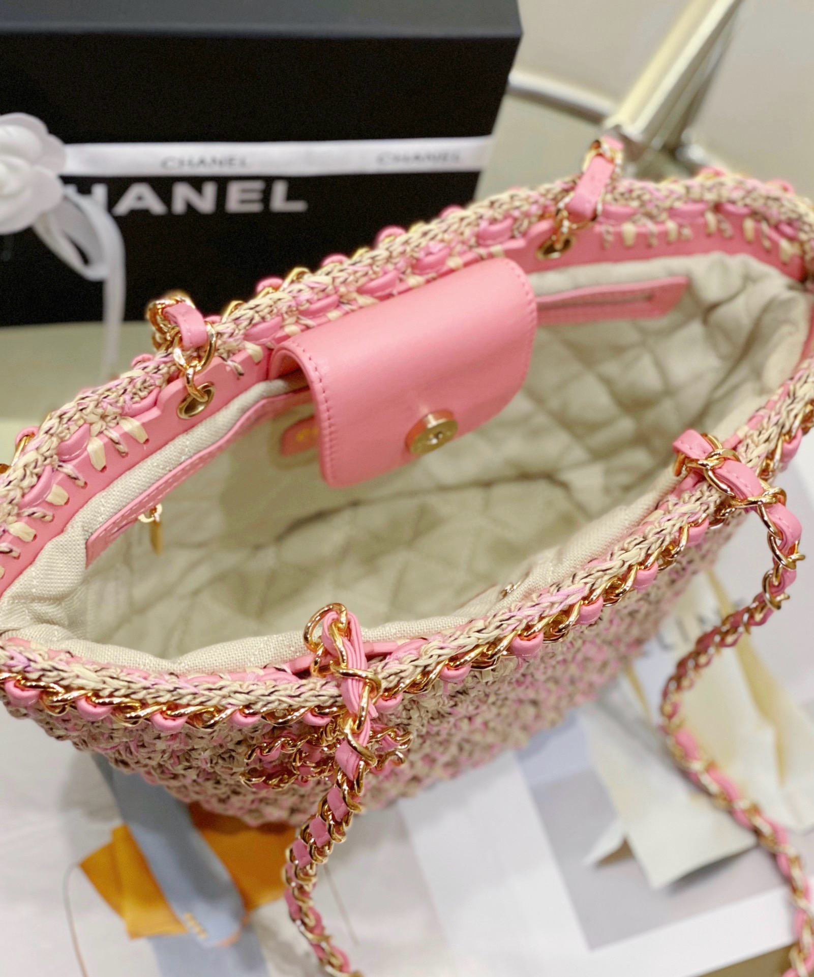 Chanel Weaving Shoulder Bags AS6010 Pink