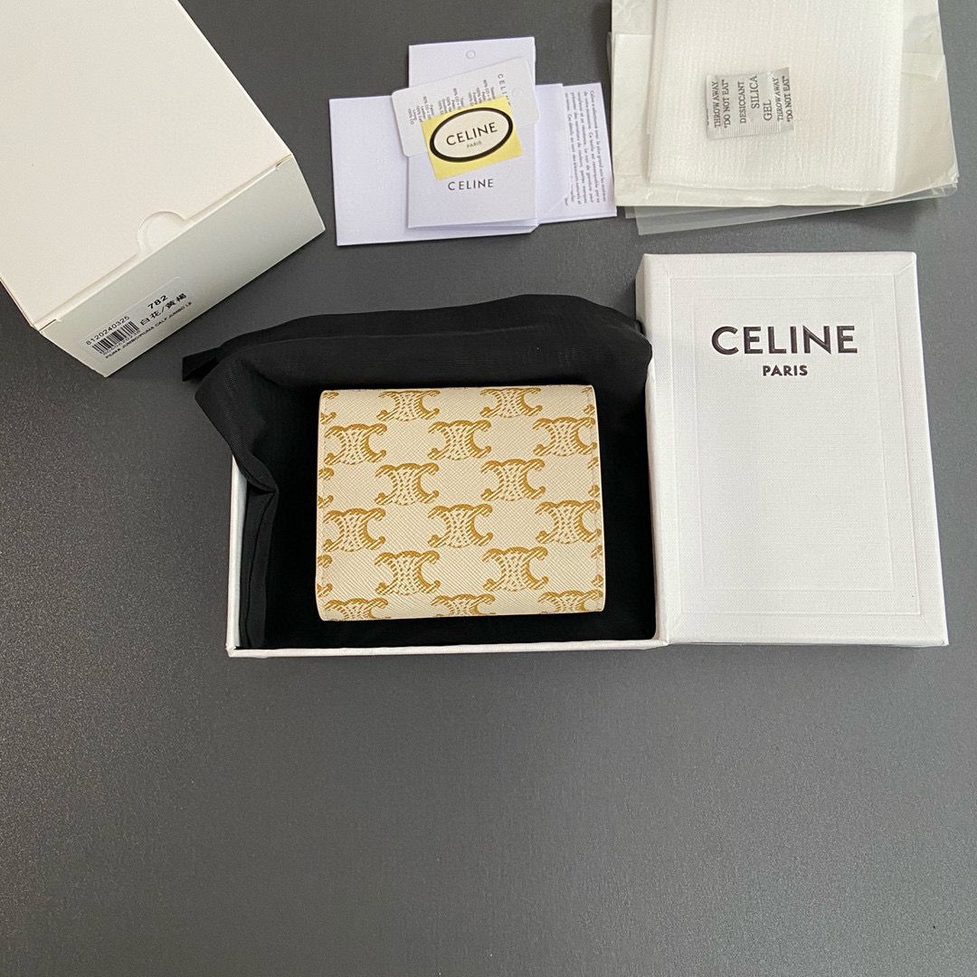 Celine SMALL WALLET TRIOMPHE IN TRIOMPHE CANVAS 10D782 CREAM