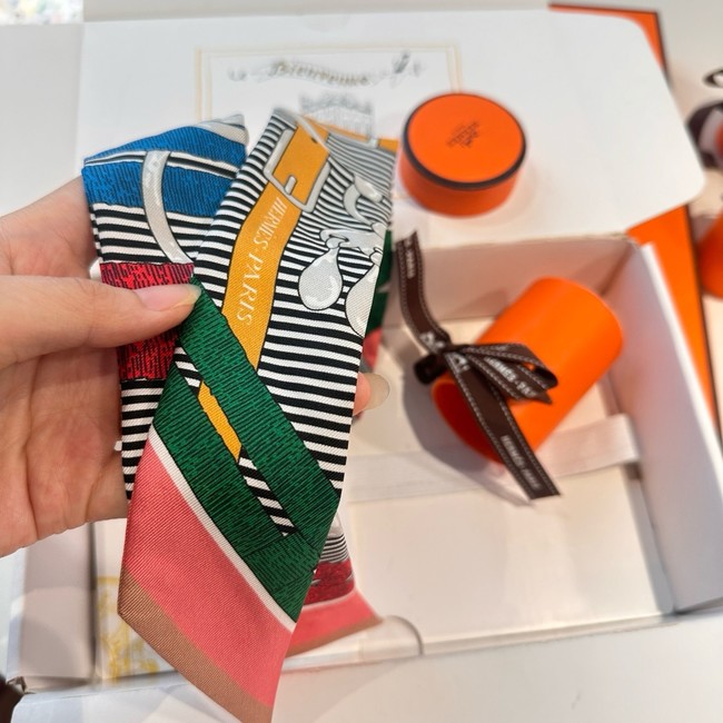 Hermes Silk Twilly scarf H06378