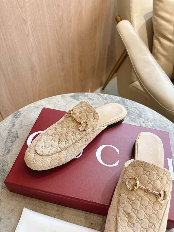 Gucci Shoes GUS00901 Heel 1.5CM