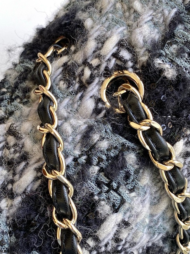 CHANEL Maxi Flapbag AS5687 Black & Grey