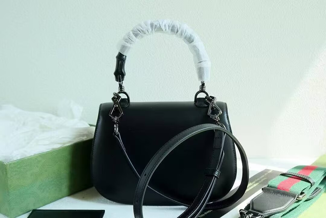 Gucci Bamboo 1947 medium bag G63012 Black