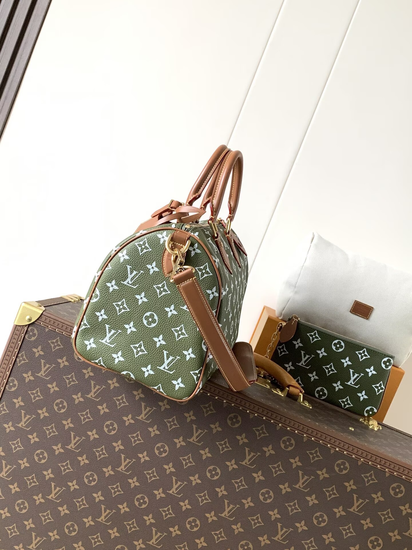 Louis Vuitton Monogram Canvas Speedy 30 Bandouliere M15241 Olive Green