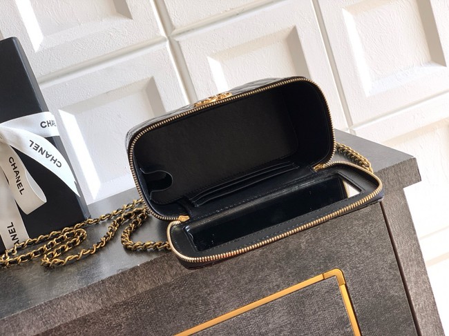 CHANEL 26C Vanity with Chain AP3940 black