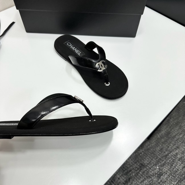 Chanel Thongs 21032-4