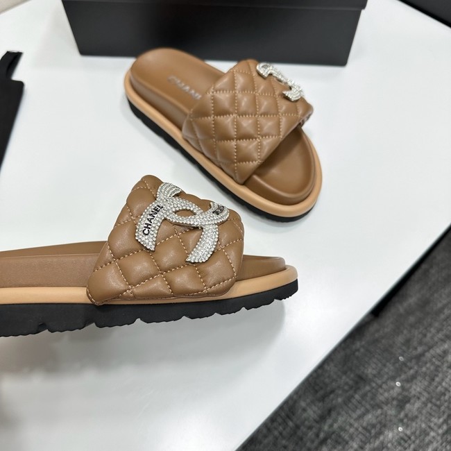Chanel slipper 21061-10