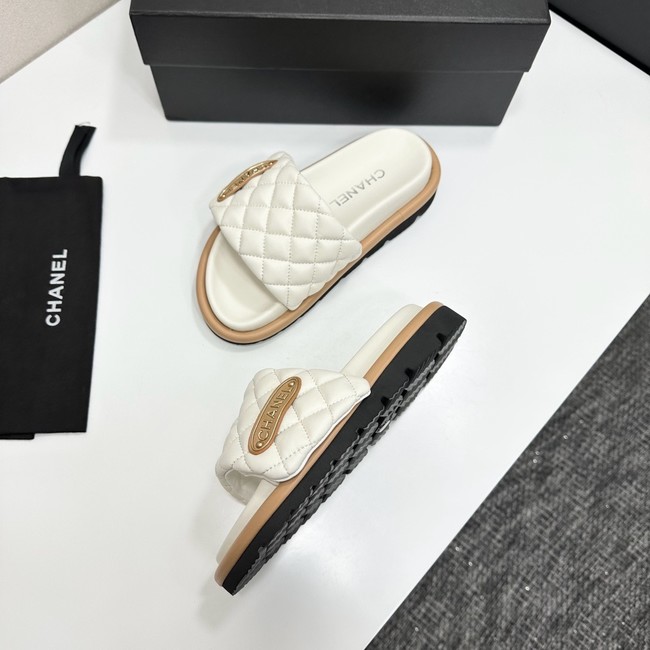Chanel slipper 21061-4