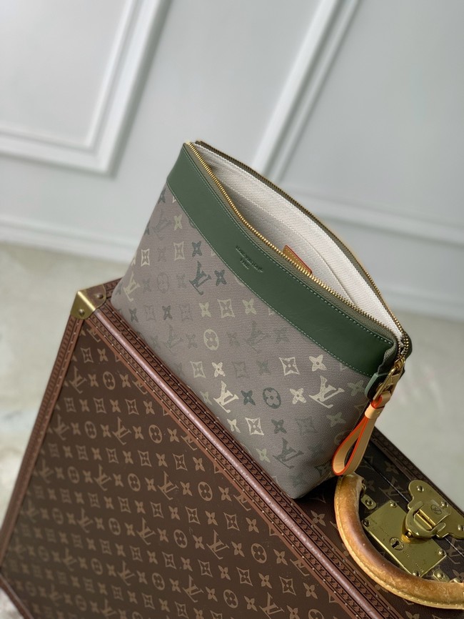 Louis Vuitton Pochette Voyage Souple M26970 Khaki