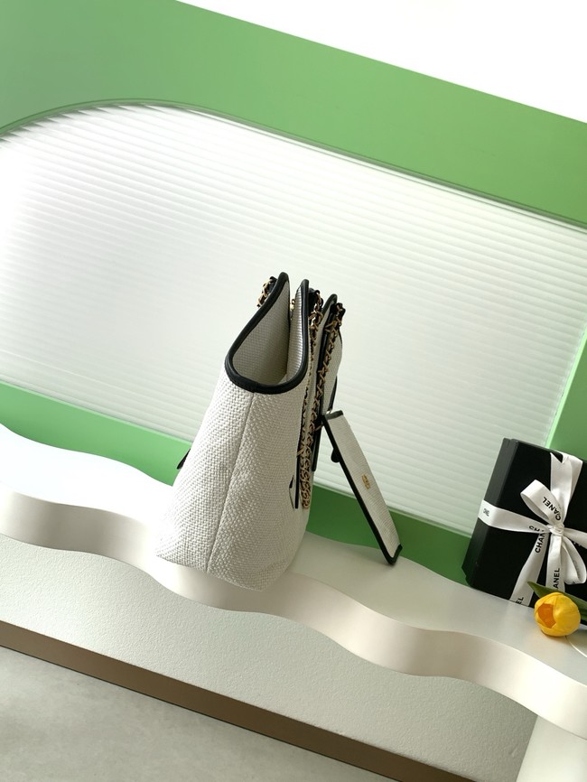 CHANEL Maxi Shopping Bag Braided Raffia AS5463 white