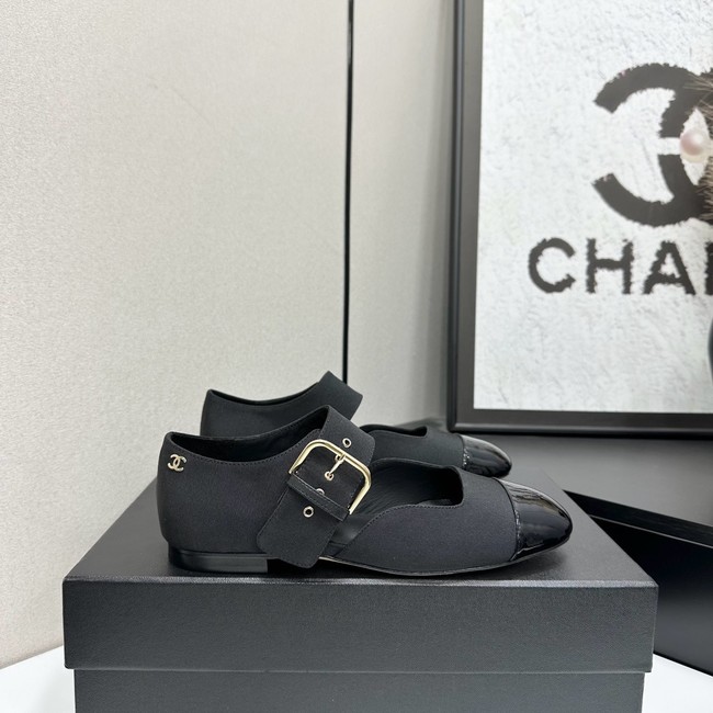 Chanel Mary Janes Grosgrain & Patent Calfskin G47028-1