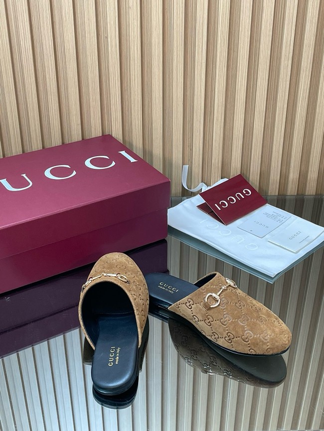 GUCCI Womens mule with Horsebit 855409-1