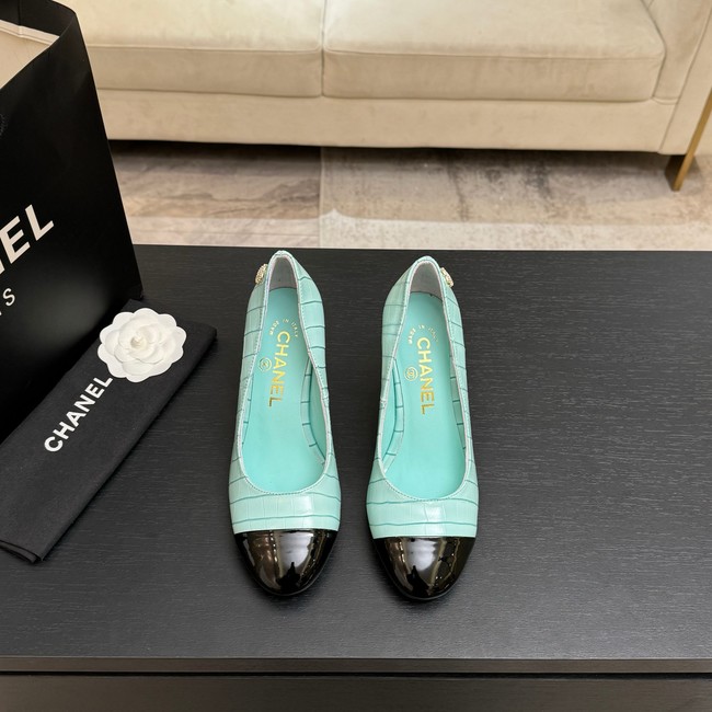 CHANEL Pumps 66946-3