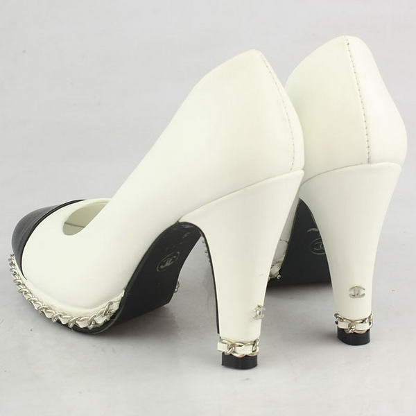 Chanel Golden Chain Sheepskin Pumps White