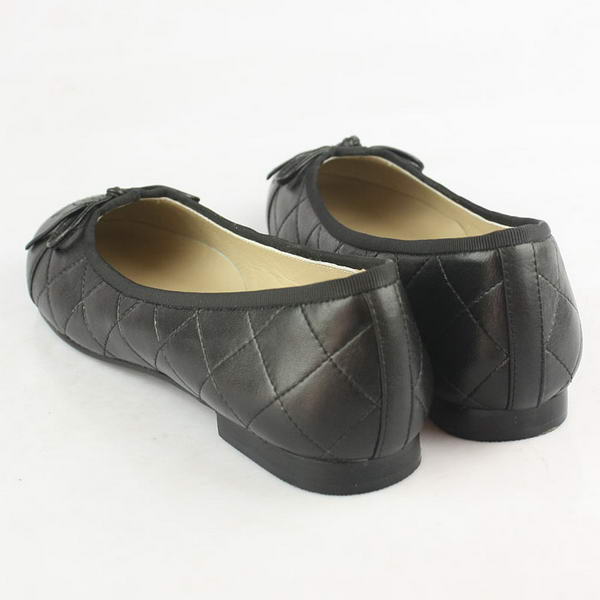 Chanel Stitching Sheepskin Flats Black