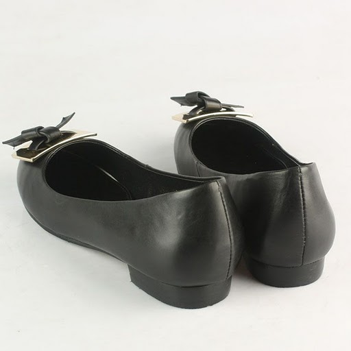 Prada Classics Patent Leather Knot Flats Black