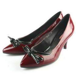 Prada Patent Leather Oversized Bow Pumps Red