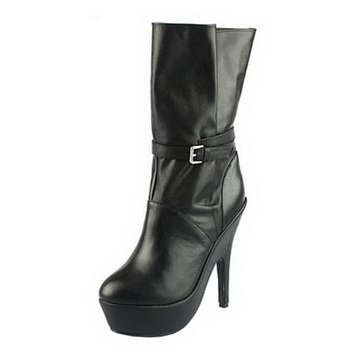 Yves Saint Laurent Sheepskin Leather Ankle Boots