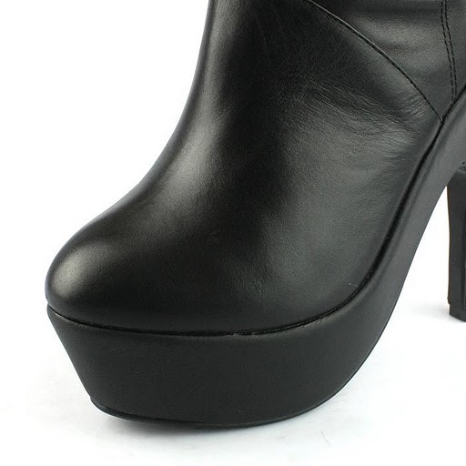 Yves Saint Laurent Sheepskin Leather Ankle Boots