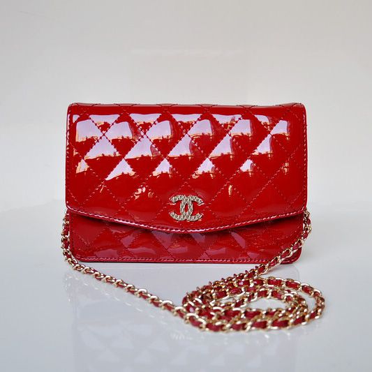 Chanel A33800 Flap Shoulder Borse Patent Leather Rosso