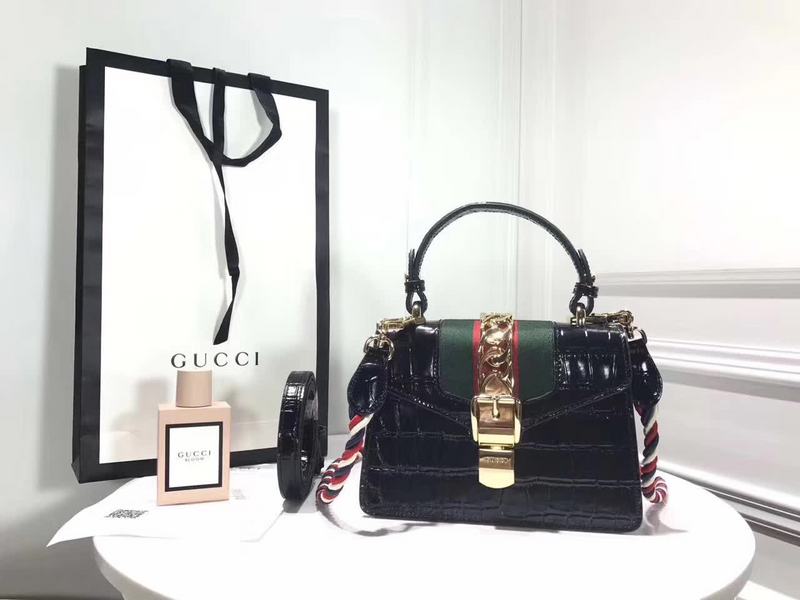 GUCCI Sylvie 470270 20cm Borse