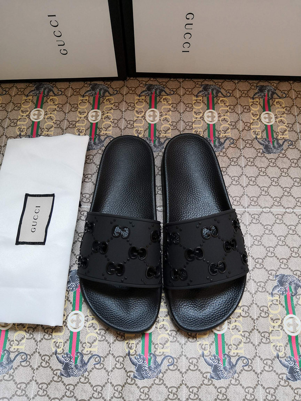 Gucci Slippers Men 012