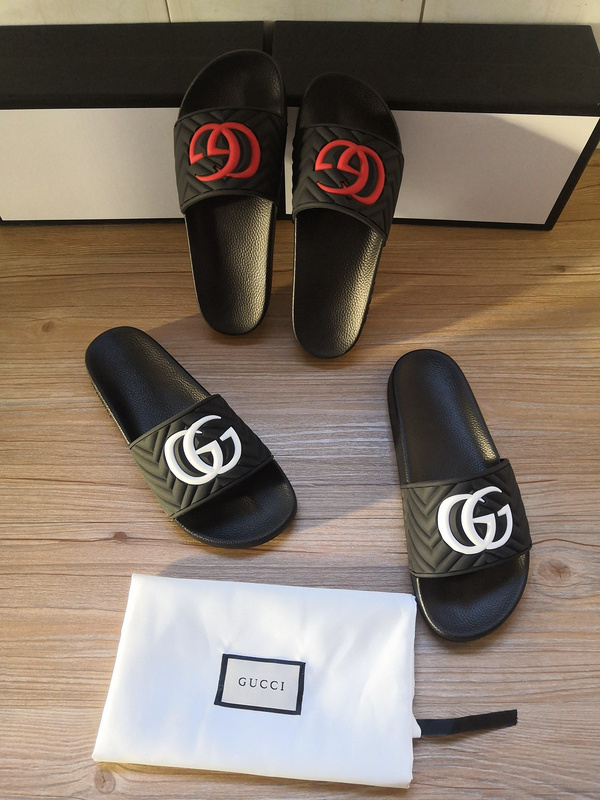 Gucci Slippers Men 021