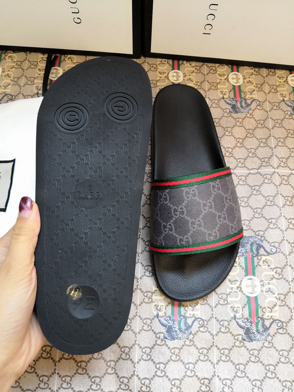 Gucci Slippers Men 023