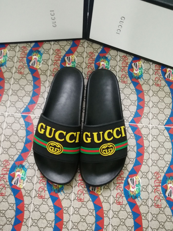 Gucci Slippers Men 031