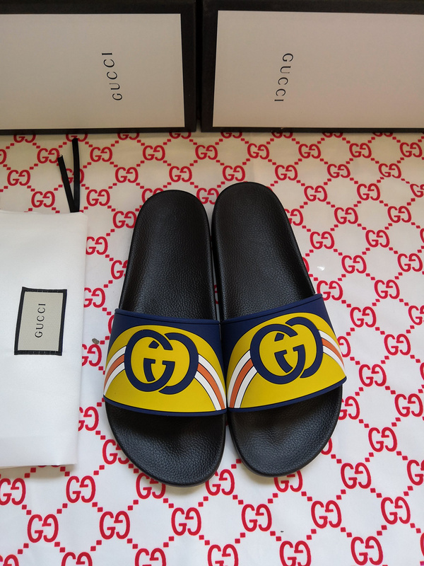 Gucci Slippers Men 036