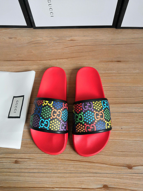 Gucci Slippers Men 040