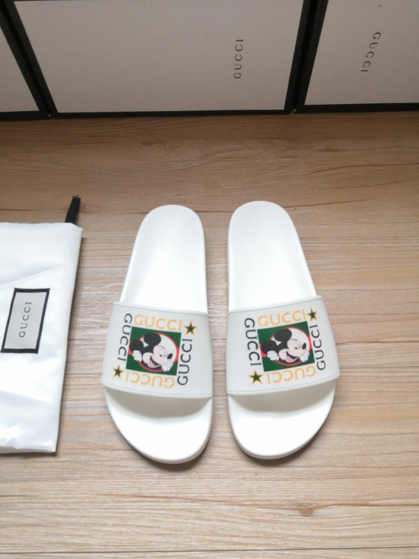 Gucci Slippers Men 052